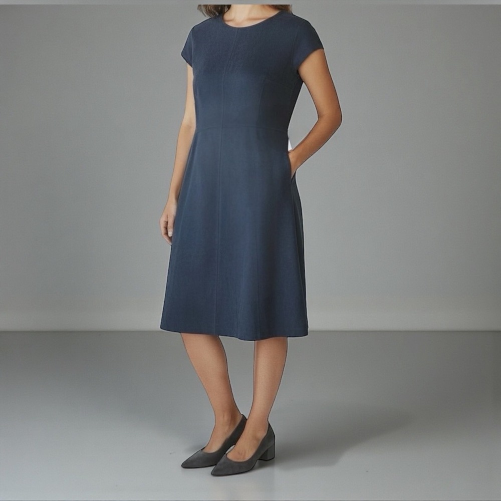 J. McLaughlin |‎ Faux Suede A Line Swing Navy Blue Size Medium Minimalist Chic